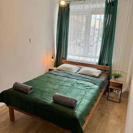 Well In Old Town Homestay Krakow